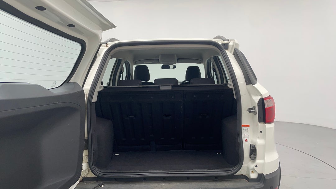 2015 Ford Ecosport Trend, Manual, 110776 km, Boot Inside View