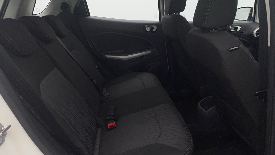 2015 Ford Ecosport Trend, Manual, 110776 km, Right Side Rear Door Cabin View