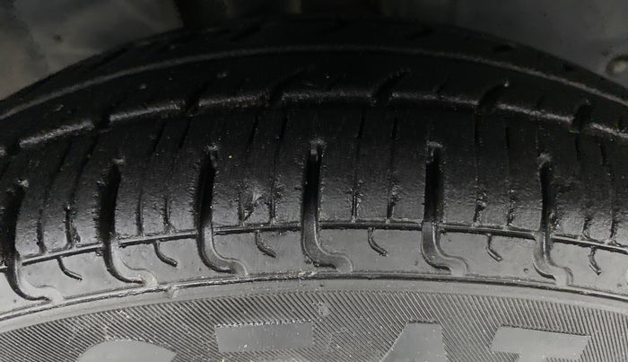 2019 Datsun Redi Go T (O), Petrol, Manual, 18,145 km, Right Front Tyre Tread