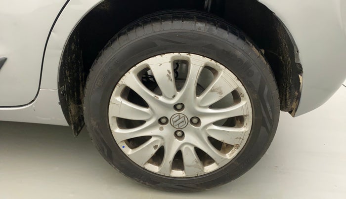 2015 Maruti Baleno ALPHA DIESEL 1.3, Diesel, Manual, 70,867 km, Left rear tyre - Minor scratches