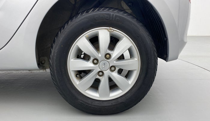 2014 Hyundai i20 SPORTZ 1.2 VTVT, Petrol, Manual, 25,104 km, Left Rear Wheel