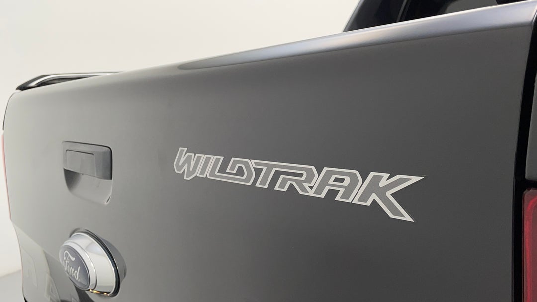 Badge (Boot Right Side)