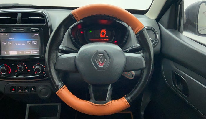 2016 Renault Kwid RXT, Petrol, Manual, 30,178 km, Steering Wheel Close-up