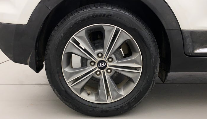 2016 Hyundai Creta SX PLUS AT 1.6 DIESEL, Diesel, Automatic, 66,164 km, Right Rear Wheel