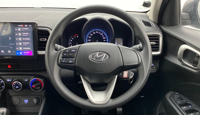 2020 Hyundai VENUE S MT 1.2 KAPPA, Petrol, Manual, 8,954 km, Steering Wheel Close Up