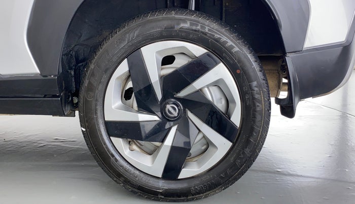2021 Nissan MAGNITE XE 1.0 MT, Petrol, Manual, 11,917 km, Left Rear Wheel