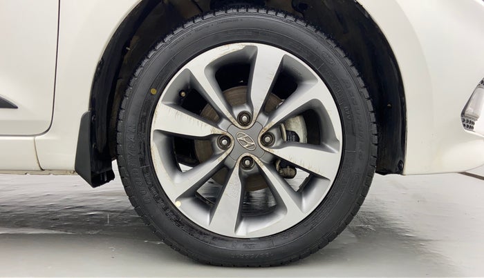 2015 Hyundai Elite i20 SPORTZ (O) 1.4, Diesel, Manual, 31,156 km, Right Front Wheel