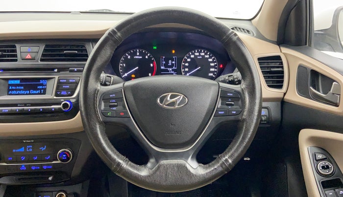 2015 Hyundai Elite i20 SPORTZ (O) 1.4, Diesel, Manual, 31,156 km, Steering Wheel