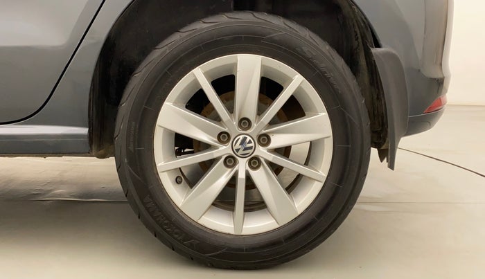 2016 Volkswagen Polo HIGHLINE1.2L, Petrol, Manual, 58,380 km, Left Rear Wheel