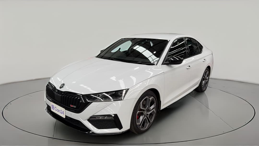 2022 SKODA Octavia Rs 180tsi, Automatic, 56528 km, Left Front Diagonal (45- Degree) View