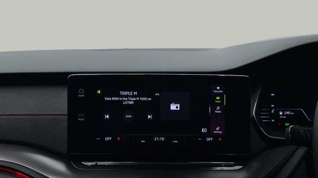 2022 SKODA Octavia Rs 180tsi, Automatic, 56528 km, Infotainment System