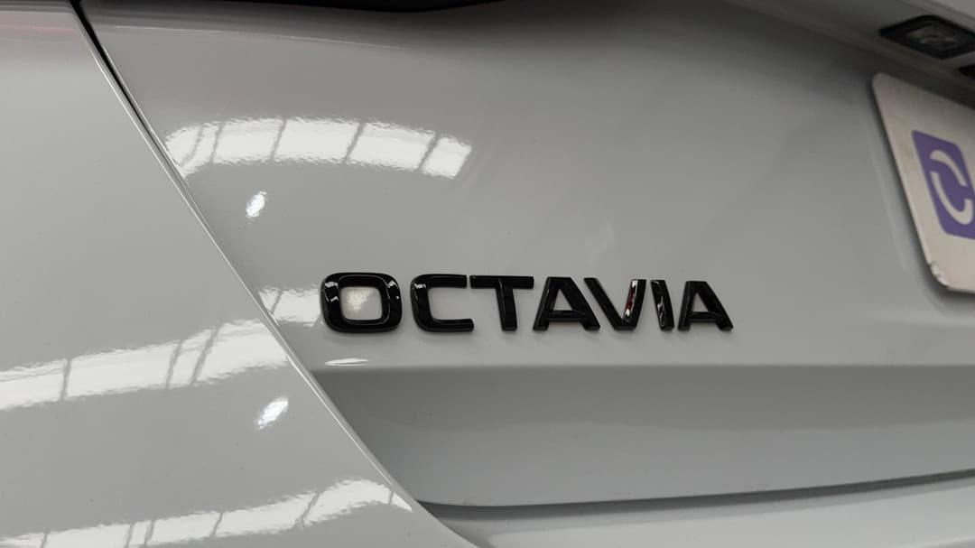 2022 SKODA Octavia Rs 180tsi, Automatic, 56528 km, Badge (Boot Left Side)