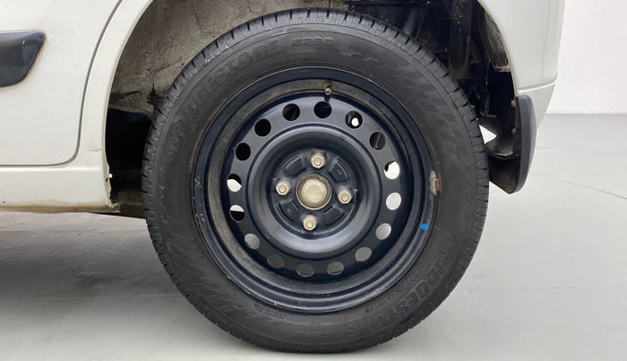 2015 Maruti Wagon R 1.0 VXI, Petrol, Manual, 56,303 km, Left Rear Wheel