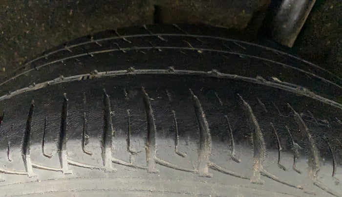 2019 Maruti Vitara Brezza VDI, Diesel, Manual, 61,307 km, Left Rear Tyre Tread