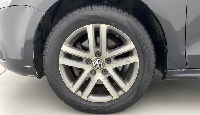 2012 Volkswagen Jetta HIGHLINE TDI, Diesel, Manual, 76,275 km, Left Front Wheel