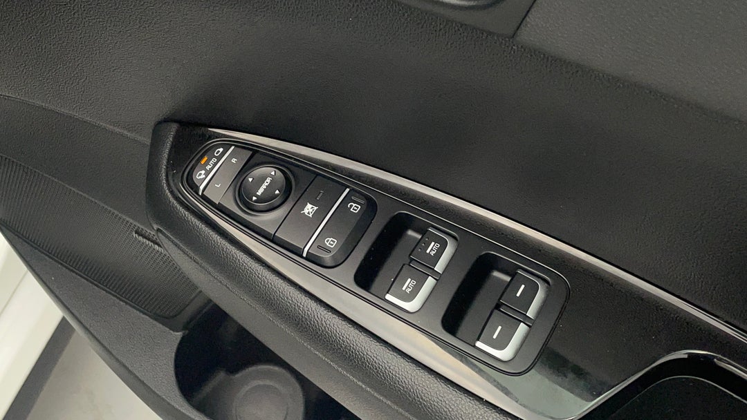 2018 Kia Optima Gt Nav (black Leather), Automatic, 85745 km, Drivers Side Door Panel Controls