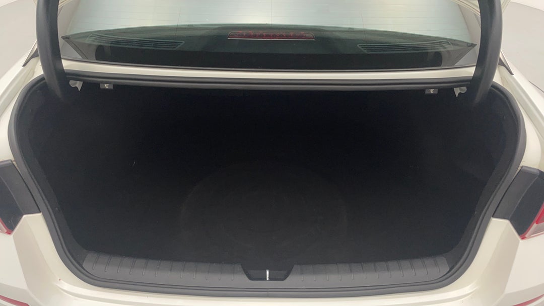 2018 Kia Optima Gt Nav (black Leather), Automatic, 85745 km, Boot Inside View