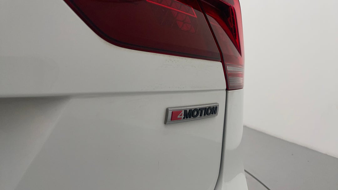 Badge (Boot Right Side)