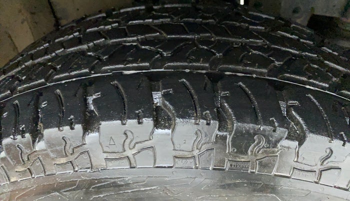 2022 Mahindra Thar LX HT PETROL 4WD MT, Petrol, Manual, 16,268 km, Right Front Tyre Tread