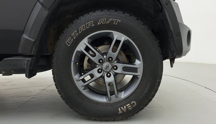 2022 Mahindra Thar LX HT PETROL 4WD MT, Petrol, Manual, 16,268 km, Right Front Wheel