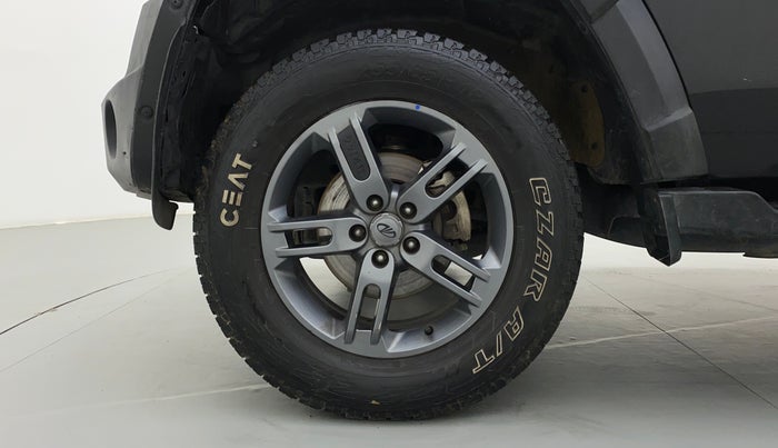 2022 Mahindra Thar LX HT PETROL 4WD MT, Petrol, Manual, 16,268 km, Left Front Wheel