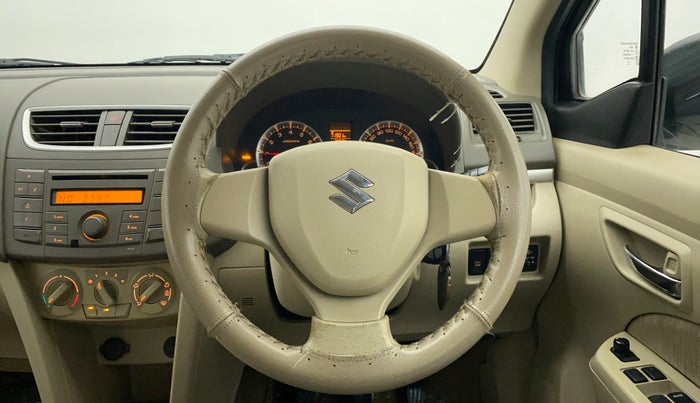2014 Maruti Ertiga VXI CNG, CNG, Manual, 74,606 km, Steering Wheel Close Up