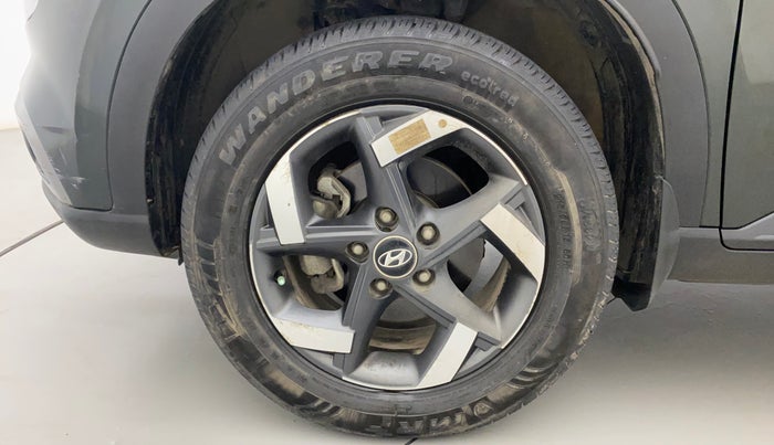 2020 Hyundai VENUE SX 1.0 TURBO, Petrol, Manual, 25,351 km, Left Front Wheel