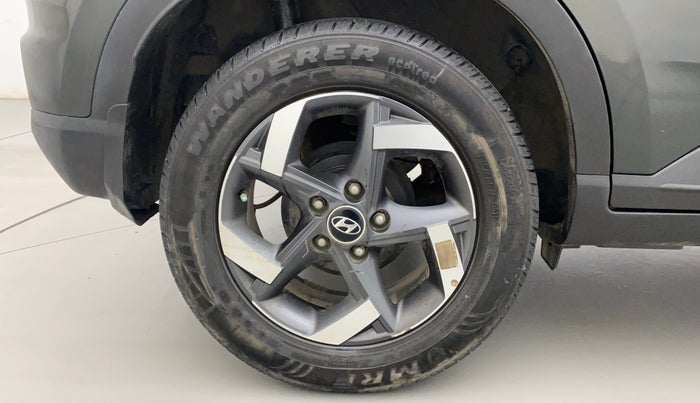 2020 Hyundai VENUE SX 1.0 TURBO, Petrol, Manual, 25,351 km, Right Rear Wheel