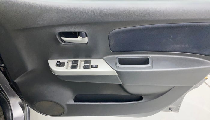 2011 Maruti Wagon R 1.0 VXI, Petrol, Manual, 79,412 km, Driver Side Door Panels Control