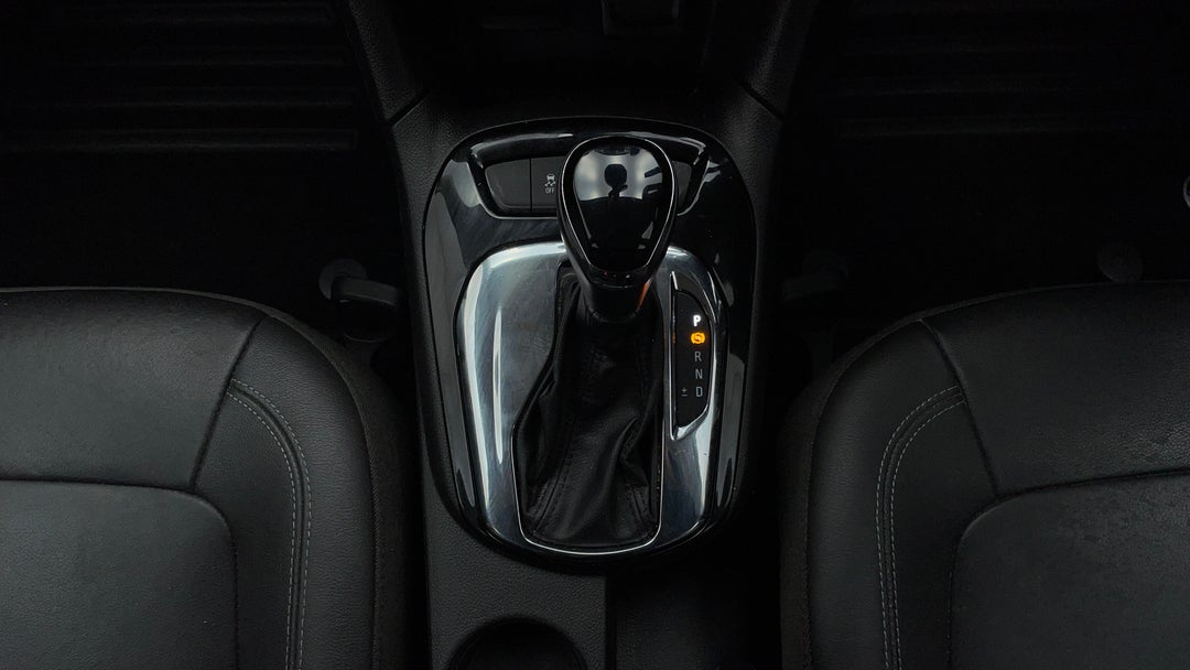 2017 Holden Astra Ltz, Automatic, 109286 km, Gear Lever 