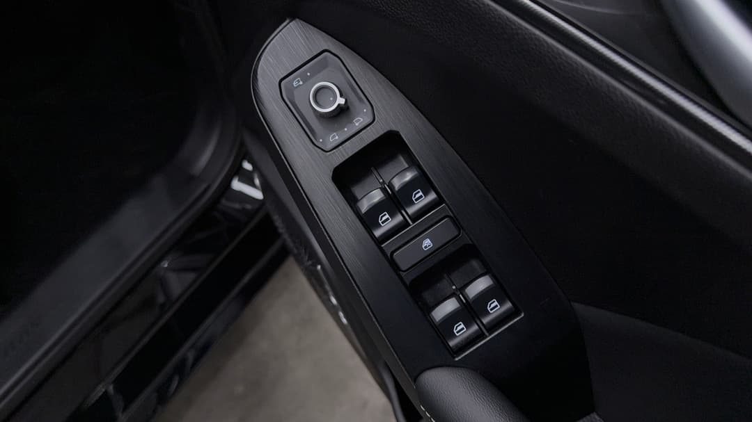 2023 GWM Haval Jolion Lux, Automatic, 31639 km, Drivers Side Door Panel Controls