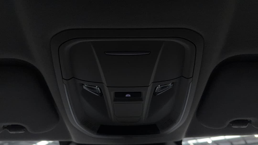 2023 GWM Haval Jolion Lux, Automatic, 31639 km, On-Roof Controls/Sunglass holder