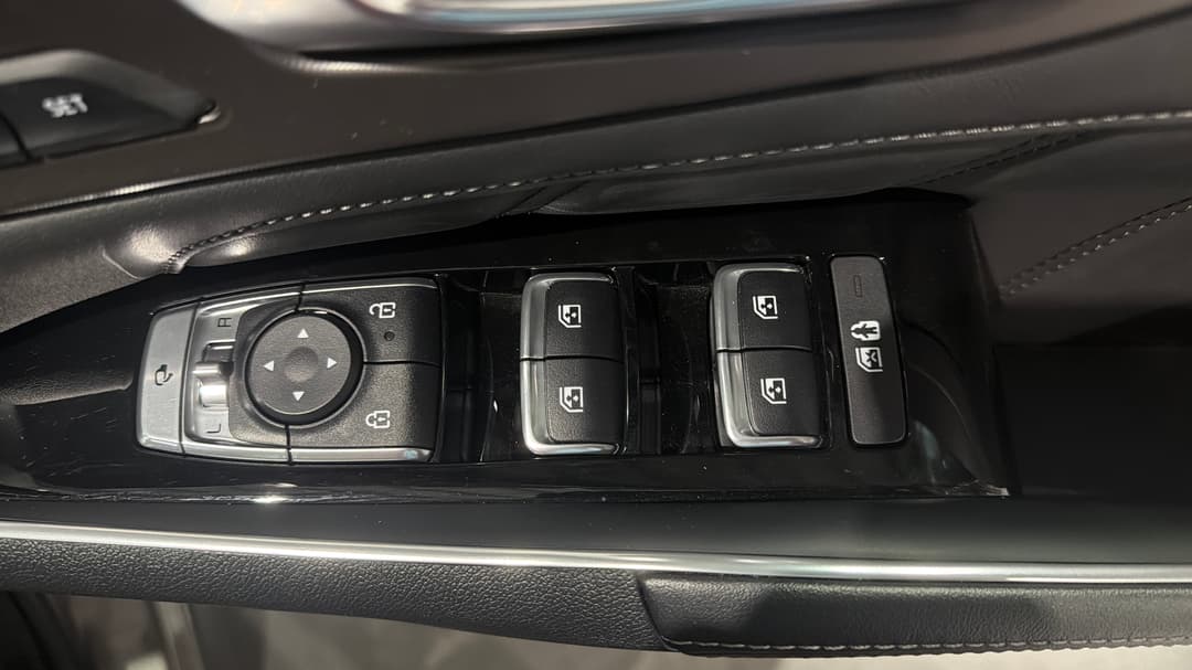 2024 Kia Sorento Gt-line 7 Seat, Automatic, 42080 km, Drivers Side Door Panel Controls