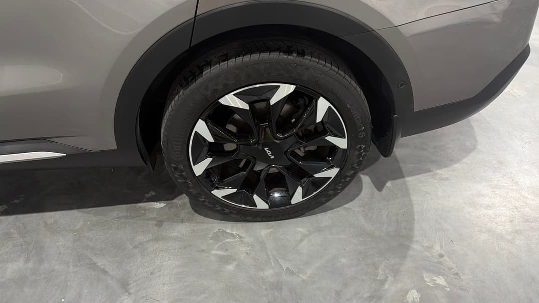 2024 Kia Sorento Gt-line 7 Seat, Automatic, 42080 km, Left Rear Wheel