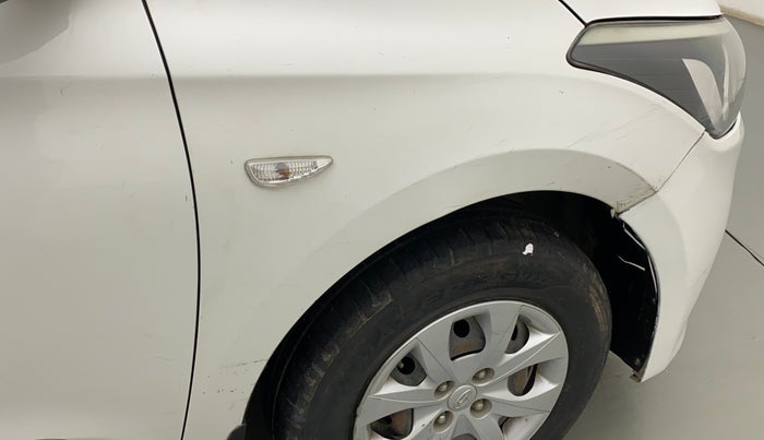 2016 Hyundai Elite i20 MAGNA 1.2, Petrol, Manual, 29,951 km, Right fender - Minor scratches