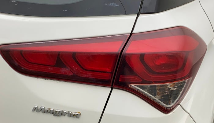 2016 Hyundai Elite i20 MAGNA 1.2, Petrol, Manual, 29,951 km, Right tail light - Minor scratches