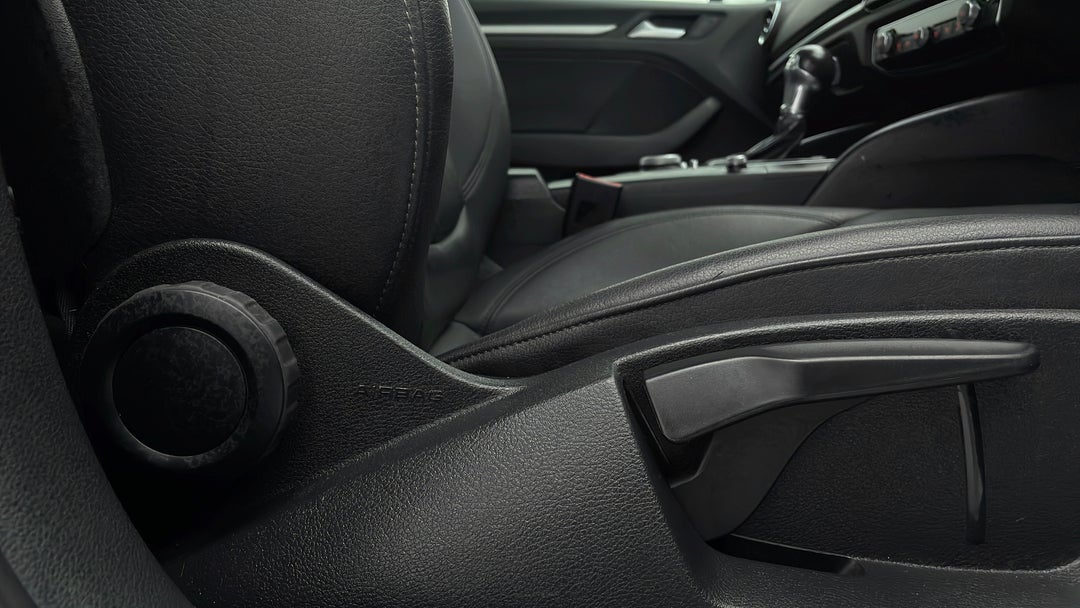 2014 Audi A3 Sportback 1.4 Tfsi Attraction, Automatic, 62593 km, Drivers Side Adjustment Panel