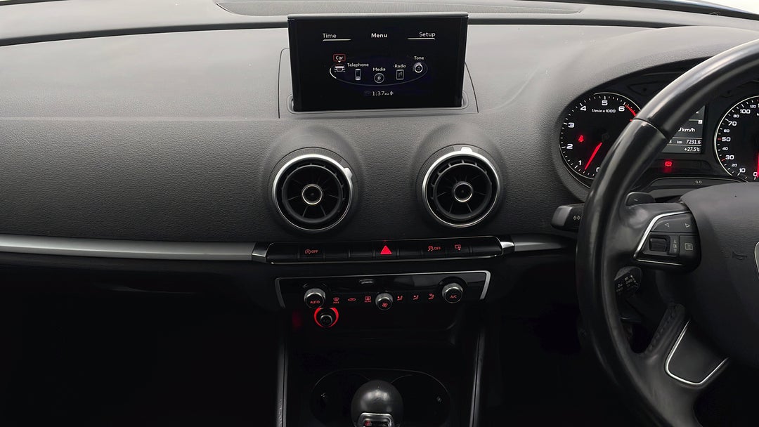 2014 Audi A3 Sportback 1.4 Tfsi Attraction, Automatic, 62593 km, Center Console