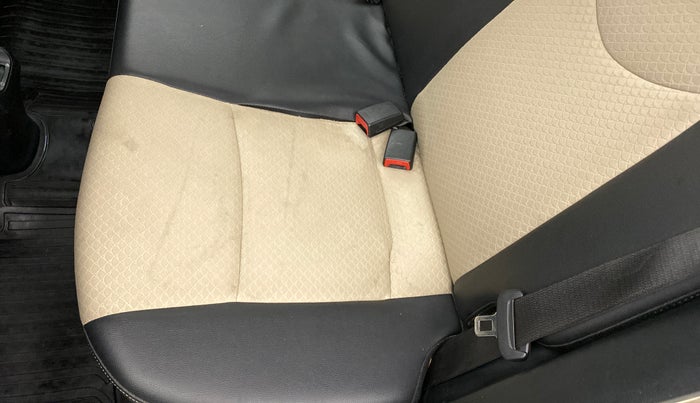2018 Hyundai NEW SANTRO ASTA MT, Petrol, Manual, 36,324 km, Second-row left seat - Cover slightly stained