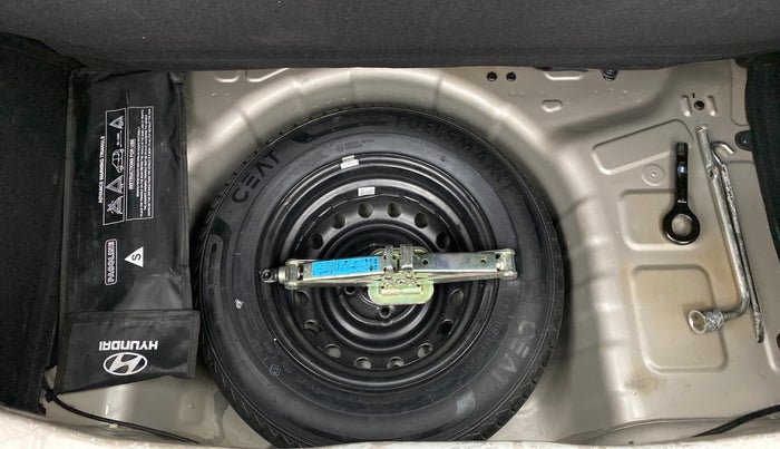 2018 Hyundai NEW SANTRO ASTA MT, Petrol, Manual, 36,324 km, Spare Tyre