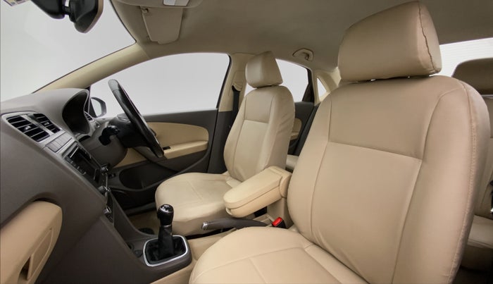 2016 Volkswagen Vento HIGHLINE PETROL, Petrol, Manual, 47,503 km, Right Side Front Door Cabin