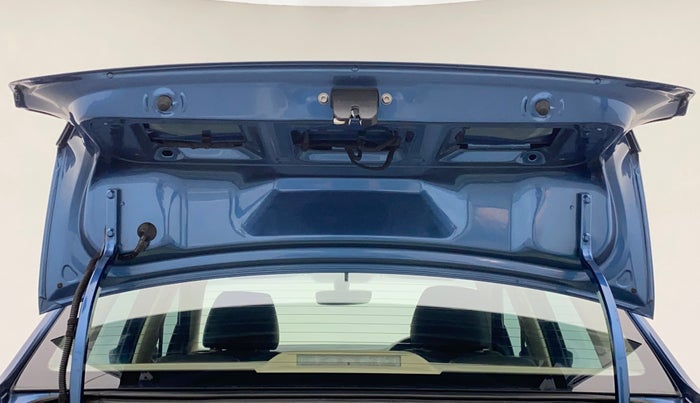 2017 Volkswagen Ameo HIGHLINE PLUS DSG 1.5, Diesel, Automatic, 31,666 km, Boot Door Open