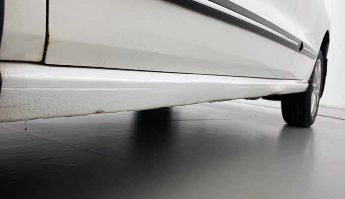 2016 Volkswagen Polo HIGHLINE1.2L PETROL, Petrol, Manual, 75,725 km, Left running board - Slightly dented