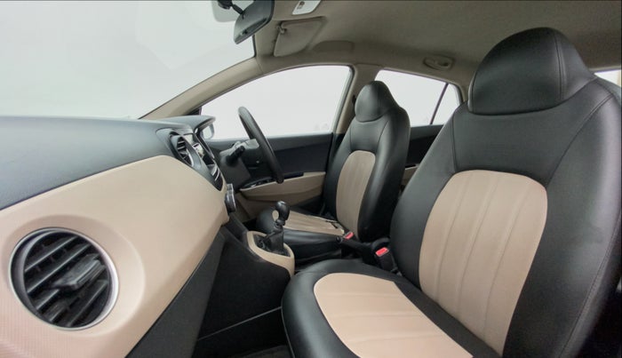 2014 Hyundai Grand i10 MAGNA 1.2 KAPPA VTVT, Petrol, Manual, 1,40,069 km, Right Side Front Door Cabin