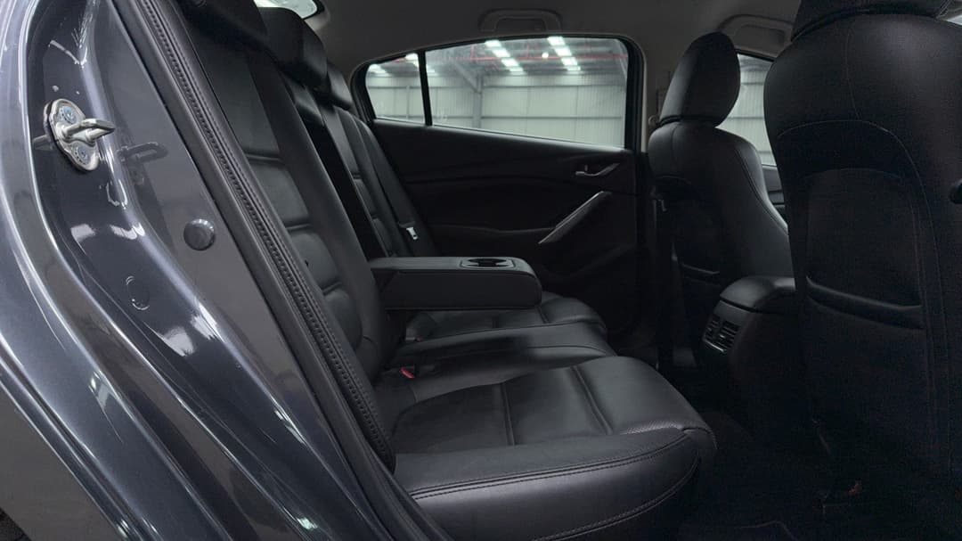2016 Mazda 6 Touring, Automatic, 130335 km, Right Side Rear Door Cabin View