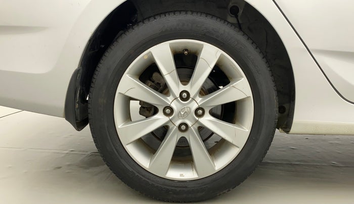 2013 Hyundai Verna FLUIDIC 1.6 VTVT SX, Petrol, Manual, 45,636 km, Right Rear Wheel
