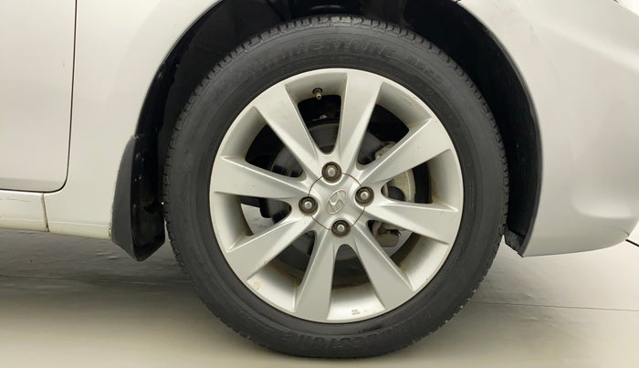 2013 Hyundai Verna FLUIDIC 1.6 VTVT SX, Petrol, Manual, 45,636 km, Right Front Wheel