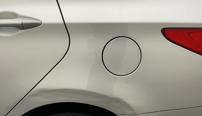 2013 Hyundai Verna FLUIDIC 1.6 VTVT SX, Petrol, Manual, 45,636 km, Left quarter panel - Minor scratches