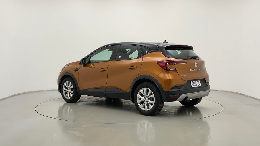 Left Back Diagonal (45- Degree) View