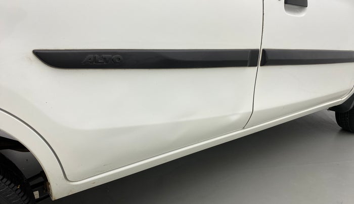 2018 Maruti Alto K10 VXI, Petrol, Manual, 18,588 km, Right rear door - Slightly dented